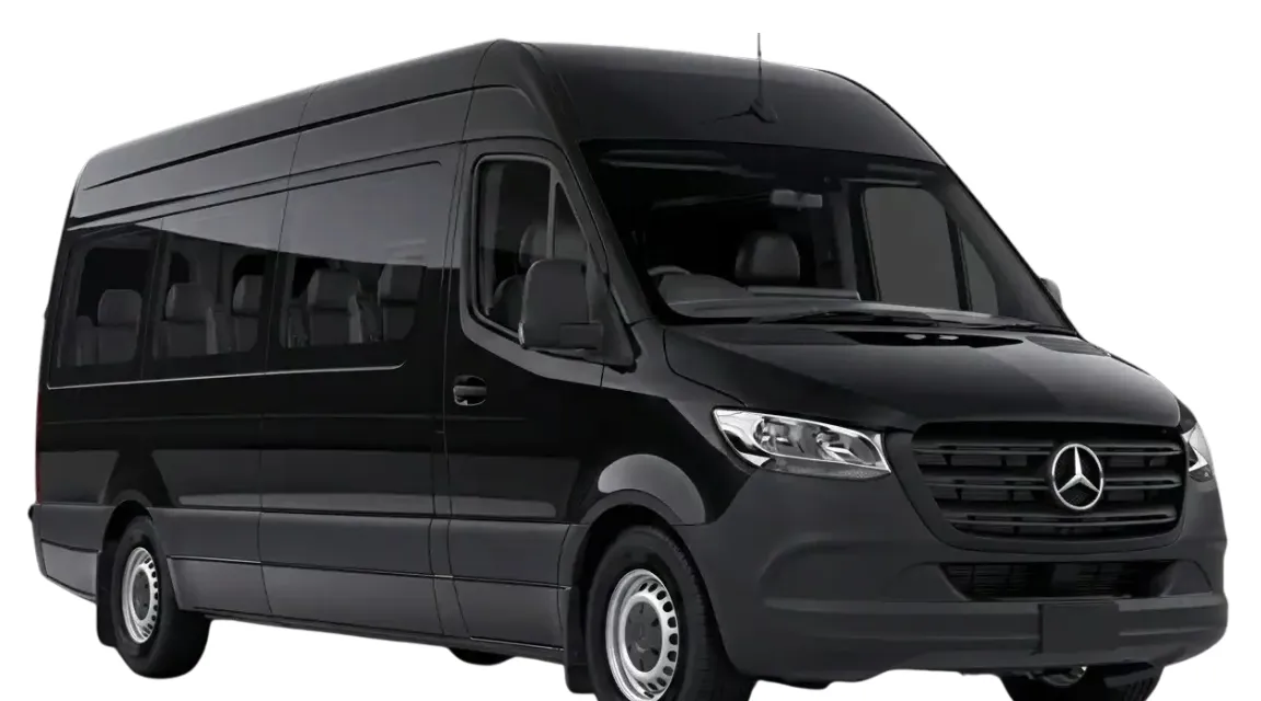 Premium chauffeur and taxi service in Saudi Arabia - Professional airport transfer and luxury transportation