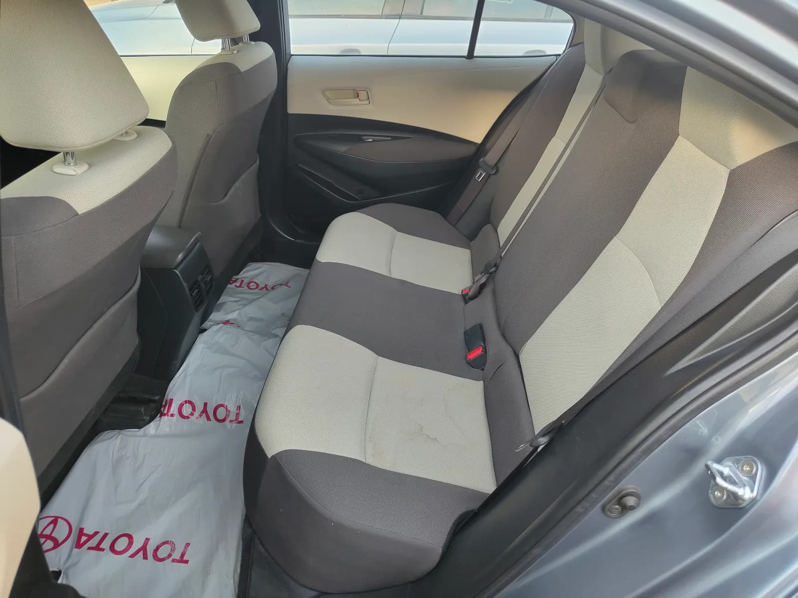 Ghulam 's vehicle — Interior Rear